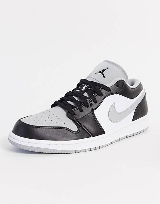 Nike Air Jordan 1 Low trainers in light smoke grey/black