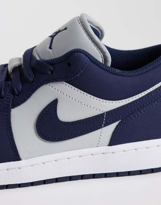 Nike Air Jordan 1 low woven trainers in navy and light grey, 4 of 5