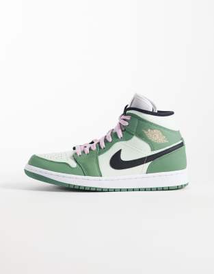 Jordan Nike Air  1 Mid Se Sneakers In Green