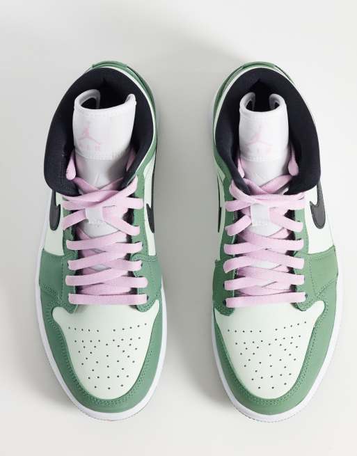 靴 Nike Air Jordan 1 Mid Green Pink Nike Air Jordan 1 Mid SE sneakers in green and pink | ASOS