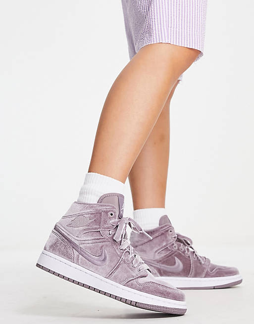 Nike Air Jordan 1 Mid SE velvet sneakers in purple | ASOS
