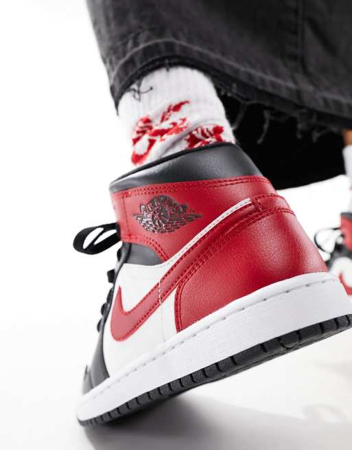 Nike Air Jordan Mid Sneakers alte bianche e rosse ASOS