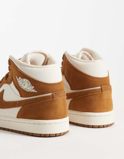 Nike Air Jordan 1 Mid sneakers in brown , 2 of 5