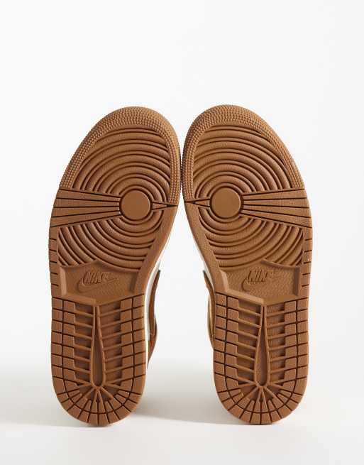 Nike Air Jordan 1 Mid sneakers in brown , 5 of 5