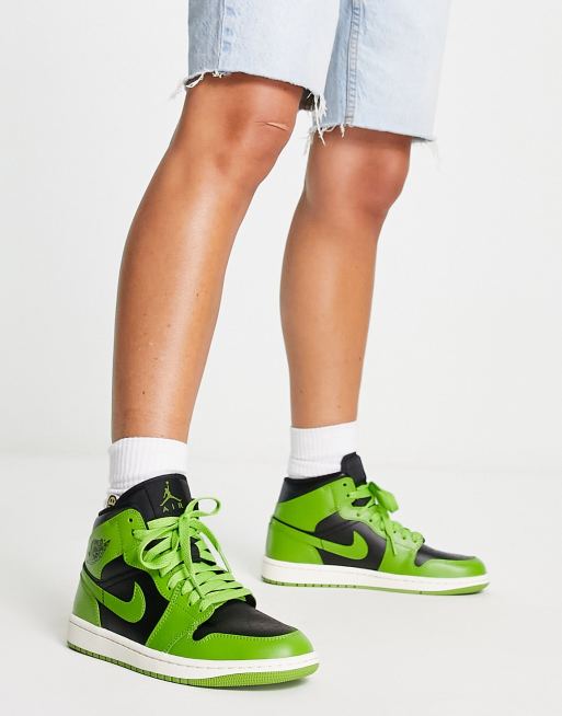 Nike Air Jordan 1 Mid sneakers in green and black