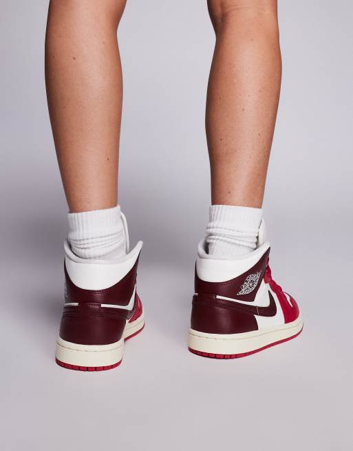 Nike Air Jordan 1 Mid sneakers in red, 5 of 5