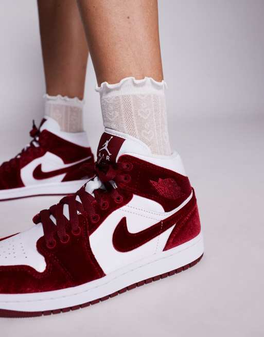 Nike Air Jordan 1 Mid sneakers in white and red | ASOS display picture 3