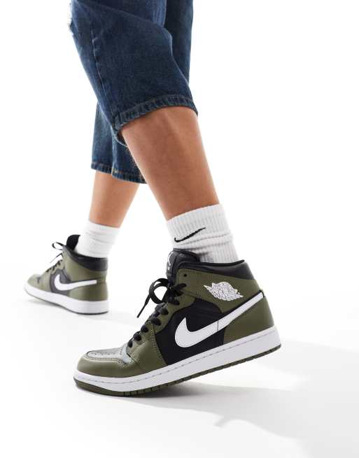 Nike - Air Jordan 1 Mid - Sneakers in zwart, olijfgroen en wit, 3 van 5