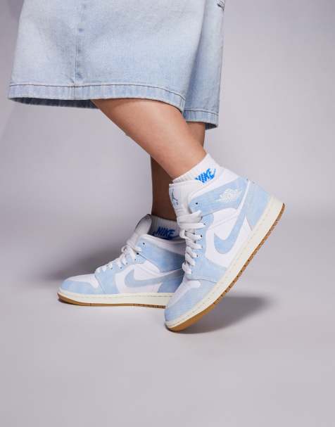 Nike Air Jordan 1 Mid trainers in white and denim - view 1