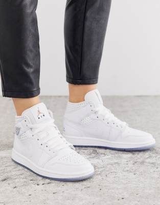 women's air jordan 1 mid se casual shoes