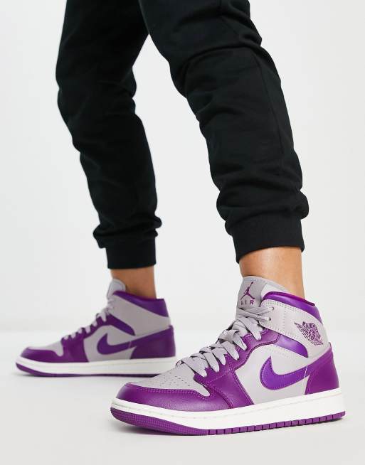 Nike – Air Jordan – Mittelhohe Turnschuhe in Lila gemischt ASOS