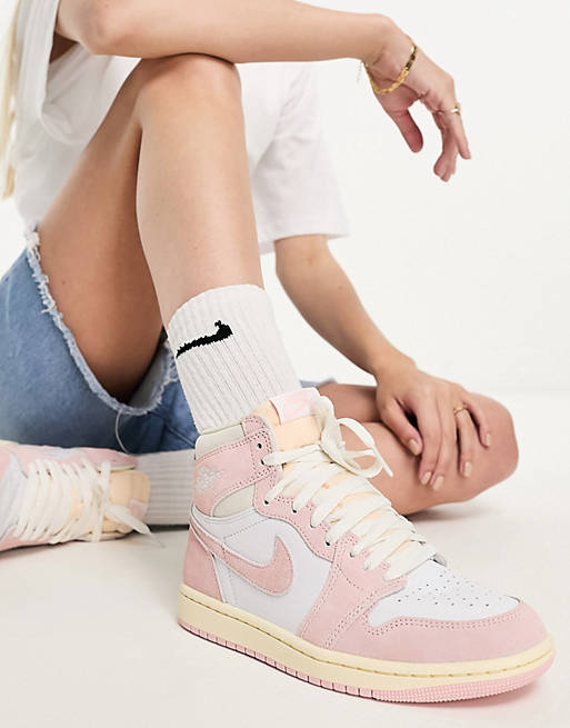 Nike Air Jordan 1 Retro Hi OG in washed pink