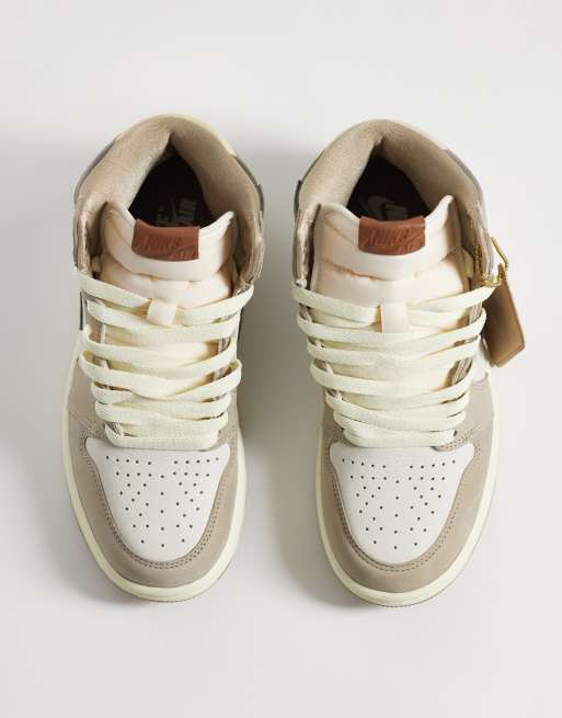 Nike Air Jordan 1 Retro Hi OG sneakers in khaki, 2 of 5