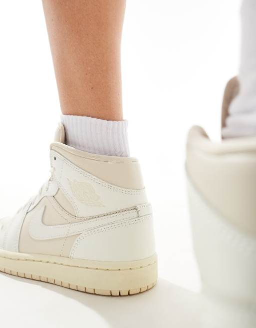 Nike Air - Jordan 1 - Sneakers alte bianco sporco e color pietra, 4 di 5