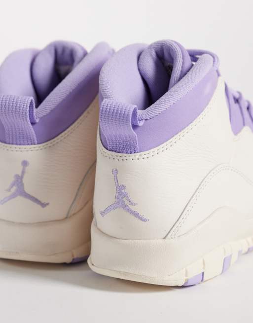 Nike Air Jordan 10 Retro sneakers in beige and purple , 2 of 5