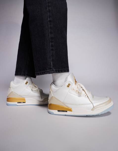 Nike Air Jordan 3 Retro sneakers in off white and beige - view 1
