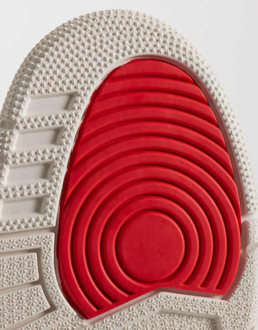 Nike Air Jordan 3 Retro sneakers in red, 4 of 5