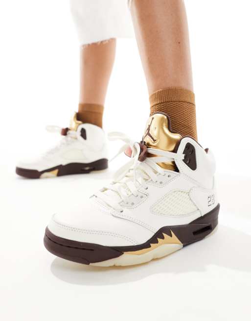 Nike Air Jordan 5 Retro sneakers in brown and gold | ASOS