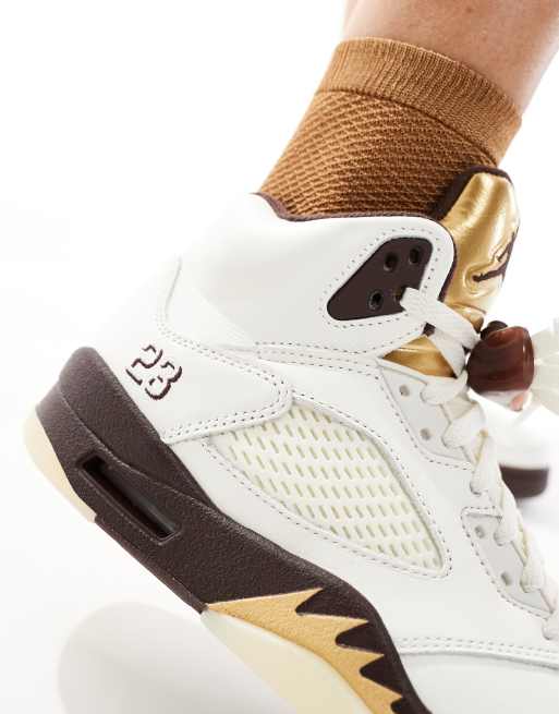 Nike Air Jordan 5 Retro sneakers in brown and gold | ASOS