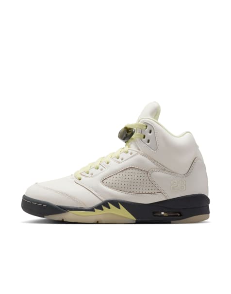 Nike Air Jordan 5 Retro sneakers in off white and green - view 1