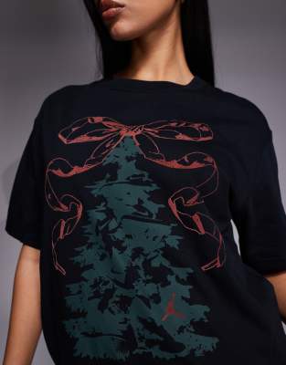 Jordan Christmas Tree Graphic T-shirt In Animal Print
