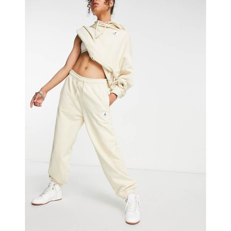 Nike jordan joggers womens hot sale