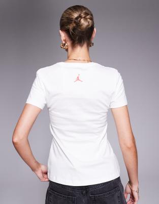 Nike Air Jordan Heritage Logo Slim T-shirt In White