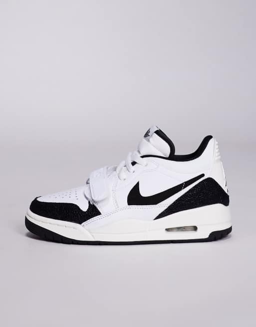 Nike Air Jordan Legacy 312 Low sneakers in white and black