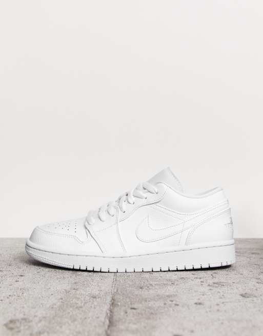 Nike Air Jordan Low trainers in white