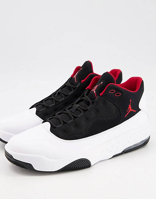 Nike Air Jordan Max Aura 2 trainers in white/black