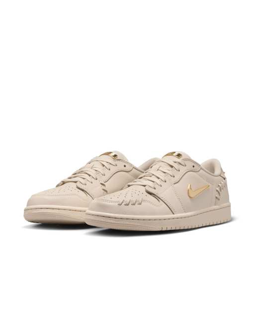 Nike Air Jordan Method make low sneakers in neutral 