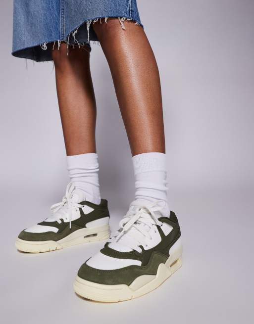 Nike Air Jordan Retro 4 trainers in off-white and khaki