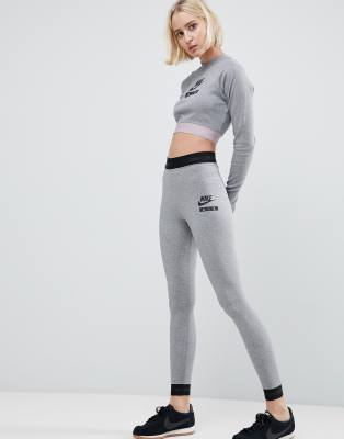 nike leggings and crop top set