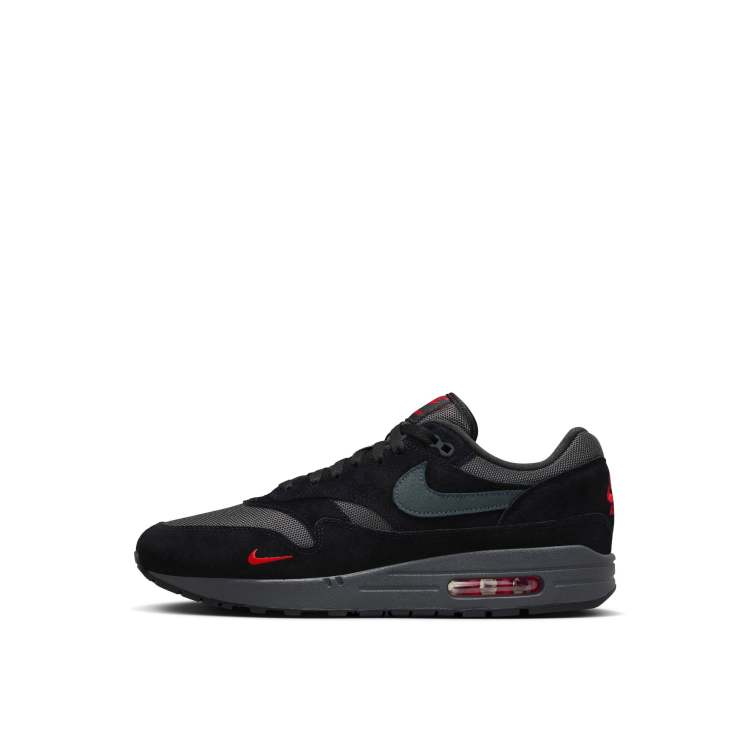 Nike Air Max 1 sneakers in black and red ASOS