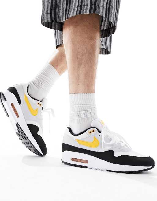 Air max 1 on sale black and yellow