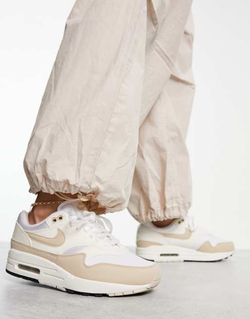 Cream on sale air maxes