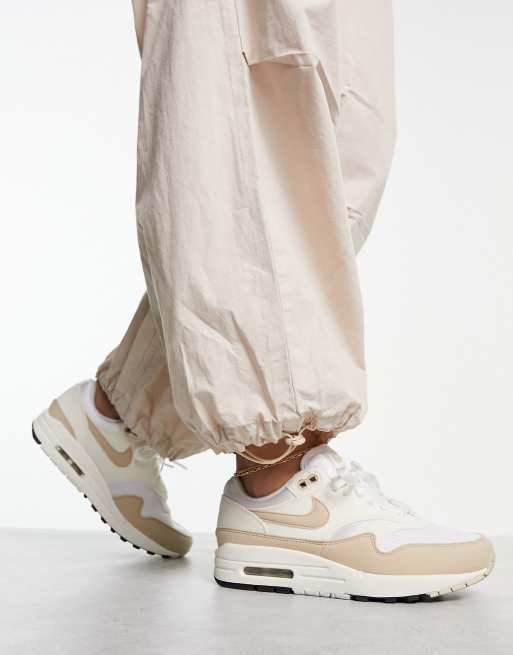 Where can i outlet buy air max 1