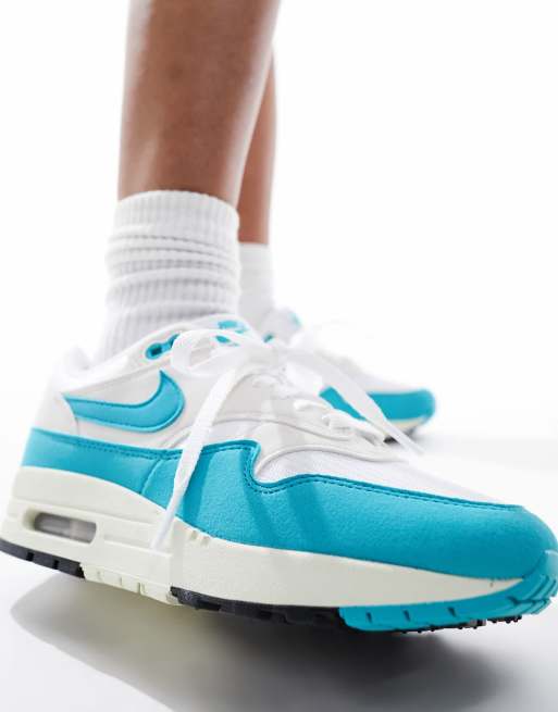 Nike Air Max シューズ US 9.5 ホワイト/ブルー Nike Air Max 1 Sneakers in white and blue | ASOS