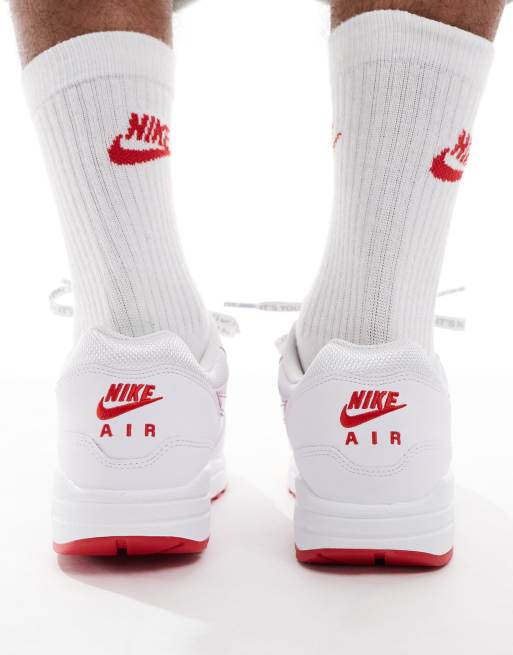 Nike Air Max 1 sneakers in white and red, 3 of 5