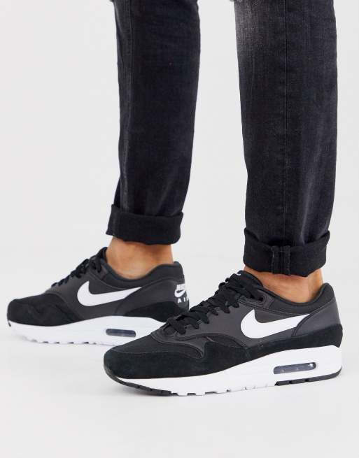 overlap Kirurgi nevø Nike Air Max 1 trainers in black | ASOS