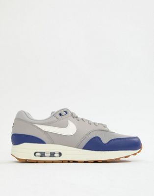 nike air max 1 trainers in grey