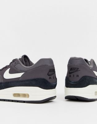Nike Air Max 1 Trainers In Navy | ASOS