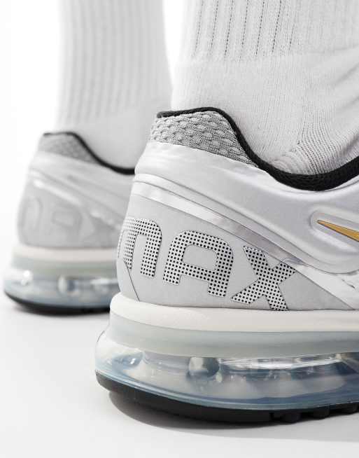 Nike Air Max 2013 trainers in silver and gold, 3 of 5