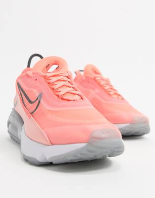 nike pink sneakers