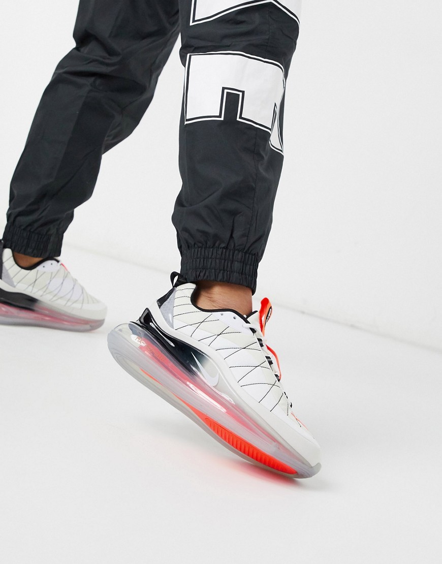 Nike - Air Max 720 818 - Sneakers crema