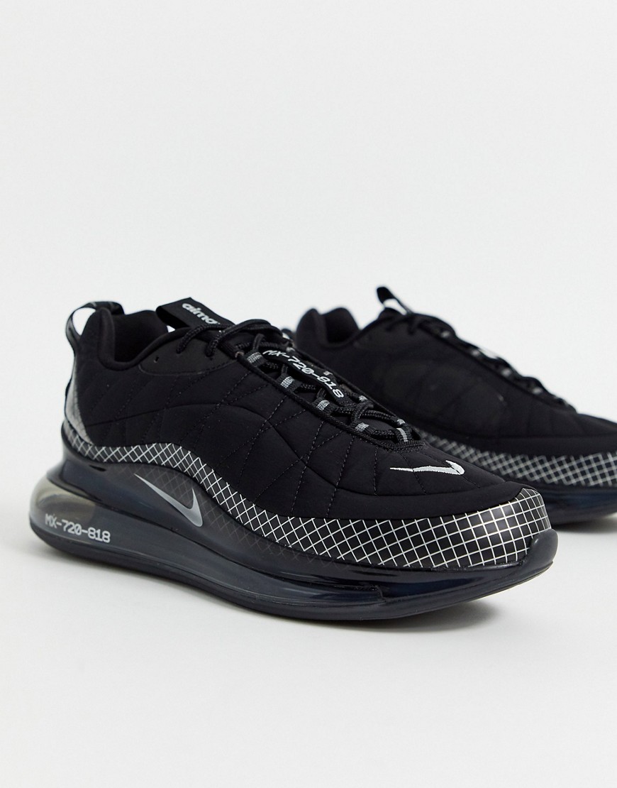 Nike Air Max - 720-818 Sneakers in drievoudig zwart