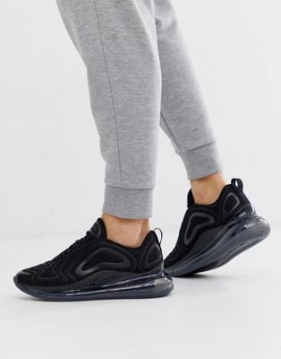 Nike Air Max 720 sneakers in black 