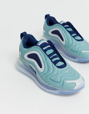 Nike Air Max 720 sneakers In Light Blue 
