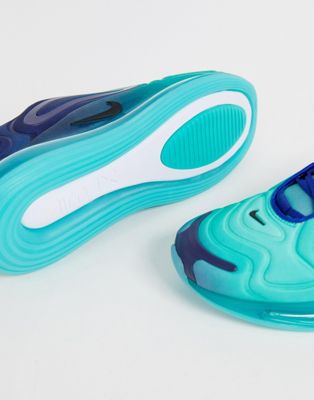 Nike Air Max 720 trainers in blue 