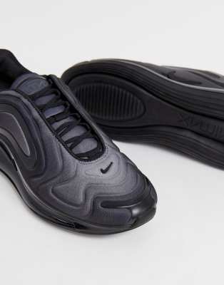 nike air max 720 trainers in triple black